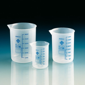Becher aus PP Inhalt: 800 ml / Außen-: 98 mm / Höhe: 136 mm / Graduierung: 100 ml / Einheit: 3 Stück