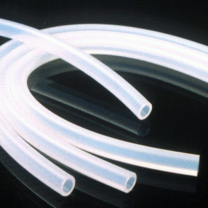 Puri-Flex-Pumpenschlauch (auf Silikonbasis) Innen-: 0,8 mm / Außen-: 4 mm / max. Betr.-Druck: 2,7 bar / max. Durchfluss Flüssigkeiten: 36 ml/min.