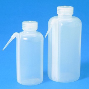 Tropf- und Spritzflasche aus LDPE - Weithals Inhalt: 250 ml / Außen-: 62 mm / -Hals innen: 29 mm / Höhe: 140 mm / Einheit: 3 Stück