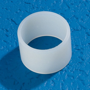 Distanzhülse aus PA (I-: 16,5 mm) d: 16,5 mm / D: 24 mm / L: 39 mm / Einheit: 20 Stück