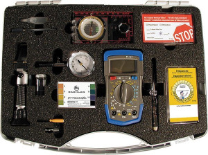 Solarpr&uuml;fkoffer mit Handrefraktometer, Kompass Multimeter, Pr&uuml;fstreifen