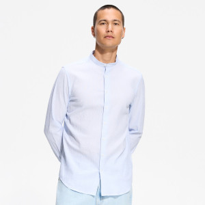 Reserved - Slim fit póló álló gallérral - halványkék - 586HT-05P