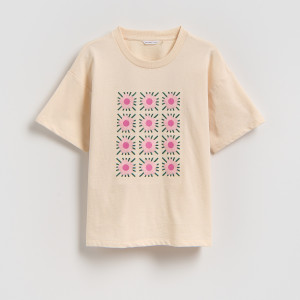 Luźny t-shirt z haftem - 158/164 (12-13 lat) - kremowy - dziewczynki - Reserved - 077HU-02X