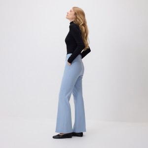 Spodnie flare z kantem - 34 - jasnoniebieski - damska - Reserved - 179IS-50X