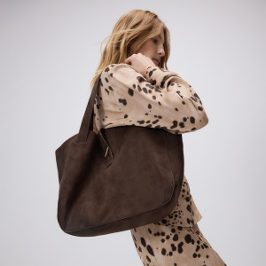 Torebka shopper z imitacji zamszu - ONE SIZE - ciemnobrązowy - damska - Reserved - 192FE-89X