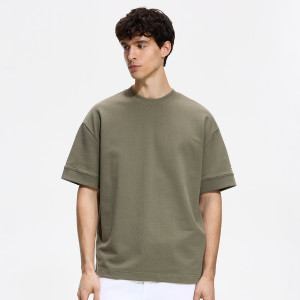 T-shirt boxy z nadrukiem - L - oliwkowy - męska - Reserved - 249JA-81X