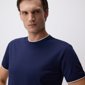 T-shirt regular z merceryzowaną bawełną - S - granatowy - męska - Reserved - 252FP-59X