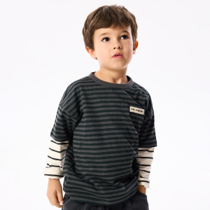 Bawełniany t-shirt w paski - 104 (3-4 lata) - czarny - chłopcy - Reserved - 266JV-99X