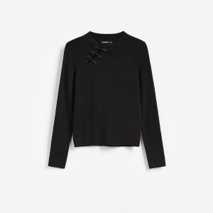 Sweter z ozdobnym detalem - L - czarny - damska - Reserved - 328MB-99X