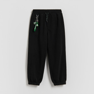 Joggery z brelokiem - 104 (3-4 lata) - czarny - chłopcy - Reserved - 425HK-99X