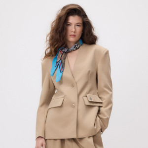 Marynarka z poduszkami na ramionach - L - beżowy - damska - Reserved - 646KK-80X