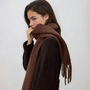 Gładki szalik z frędzlami - ONE SIZE - brązowy - damska - Reserved - 739FD-84X