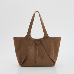 Torebka shopper z imitacji zamszu - ONE SIZE - beżowy - damska - Reserved - 767CP-80X