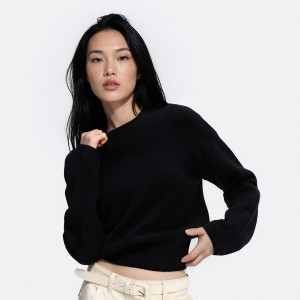 Sweter z obniżoną linią ramion - XXL - czarny - damska - Reserved - 809KZ-99X