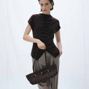 Torebka shopper z imitacji zamszu - ONE SIZE - ciemnobrązowy - damska - Reserved - 820FC-89X