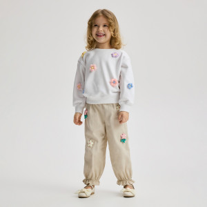 Spodnie z aplikacją 3D - 110 (4-5 lat) - beżowy - dziewczynki - Reserved - 837HN-08X