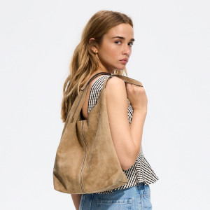 Torebka hobo z imitacji skóry - ONE SIZE - beżowy - damska - Reserved - 956CM-80X