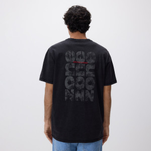 T-shirt regular z nadrukiem na plecach - M - czarny - męska - Reserved - 985HL-99X