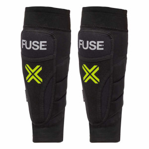 Fuse Omega Whip ochraniacze piszczeli | Black