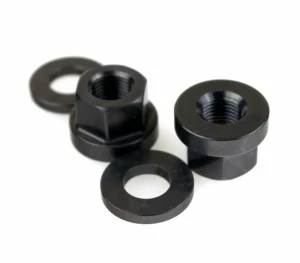 RMD komplet nakrętek na oś 3/8" x 26tpi klucz 15mm