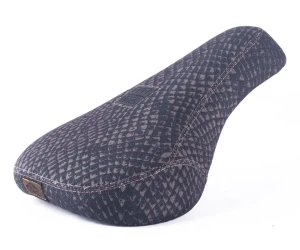 Cult Vans Slip-On Mid siodełko BMX Pivotal | Snakeskin