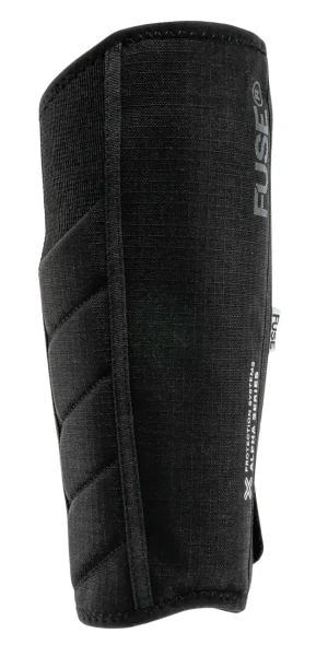 Fuse R Alpha Pro ochraniacze piszczeli | Black