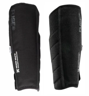 Fuse R Alpha Pro ochraniacze piszczeli | Black