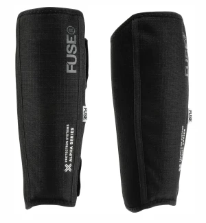 Fuse R Alpha Classic ochraniacze piszczeli | Black