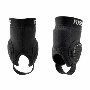 Fuse R Alpha Classic ochraniacze kostek | Black