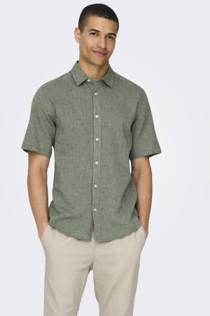 Only & Sons groene heren overhemd   Punt kraag   Regular fit   Knoopsluiting   Korte mouw Groen L