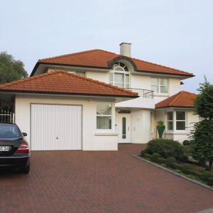 Hörmann Berry Schwingtor N80 Sonderaktion, Pearlgrain, Motiv 902, Aktionsgrößen, mit Antrieb