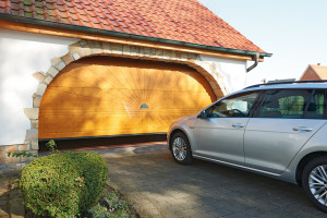 Hörmann Holz- Sektionaltor LTH42 Garagentor Motiv