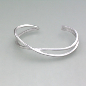 Armreif aus Silber - sportlich