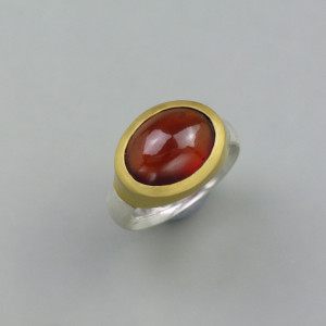 Granat-Ring oval