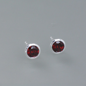 Granat-Ohrstecker - Silber - rot - edel