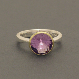Ring Amethyst Kegel - vergoldetes Silber - violett - dezent