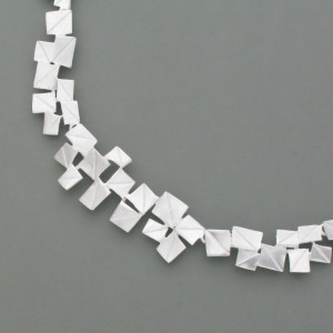 Collier "Vier Ecken" aus Sterling-Silber - aktuell - matt