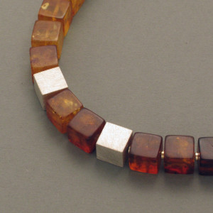 Bernstein-Kette Würfel groß - Silber - Bernstein-farben - aktuell