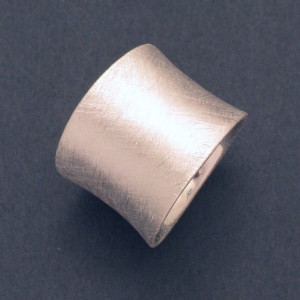 Konkaver Ring - Silber - aktuell - eismattiert