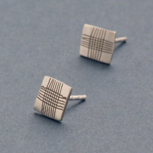 Kleine Ohrstecker Teppich - Silber - dezent - geschwärzt
