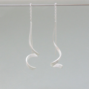 Ohrringe Silber-Locke - elegant - matt