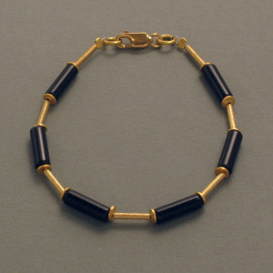 Onyx-Armband, vergoldet - goldplattiertes Silber - schwarz - dezent