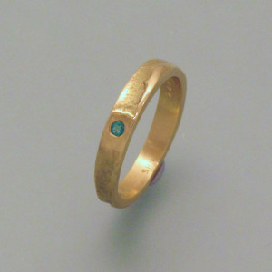 Gussring Gold mit Smaragd