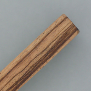 Haarspange mit hellem Holz - Edelstahl - braun - dezent - matt
