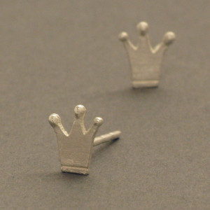 Ohrstecker Krönchen Silber - jugendlich - matt