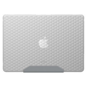UAG Essential Armor Laptop Cover voor de Apple MacBook Air 15 inch (2023 / 2024 M3 / 2025 M4 / 2026 M5) - Ice