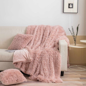 Futrzany Koc Na Fotel Włochacz 70x150 YETI PUDROWY RÓŻ