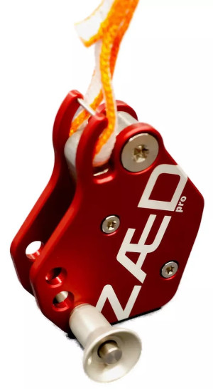 raed climbing Zaed Pro rot