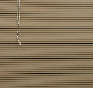 WPC Terrassendielen Vollprofil, mandelbraun, grob genutet, massiv, 22 x 143 b...