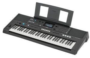 Yamaha PSR-E483 noir